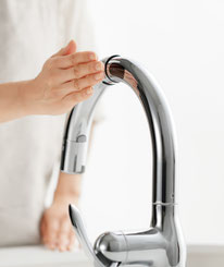 タカギ　タッチレス水栓一体型浄水器　取外し品 タッチレス蛇口一体型浄水器 LC LC122シリーズ takagi ekrea