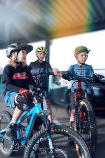 © coolmobility GmbH - S‘COOL Factory Team beim Training