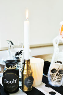 Bild: Halloween Deko Ideen - klassisch in Schwarz, Weiß, Orange und Gold, gefunden auf Partystories.de
