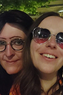 Synthewomia - Nancy Berie & Taess Bright