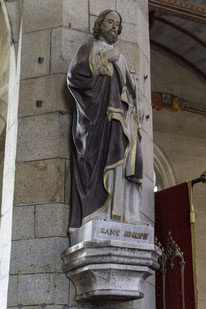 Bild: Kirche Saint-Germain im umfriedeten Pfarrbezirk von Pleyben   