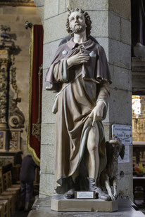 Bild: Kirche Saint-Germain im umfriedeten Pfarrbezirk von Pleyben   
