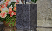 urne-funeraire-granit-scellement-sepulture-caveau-monument