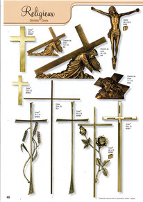 croix-decoration-stele-christ-croix-roses-floral