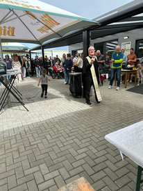 Einsegung durch Pfarrer Frank-Michael Mertens