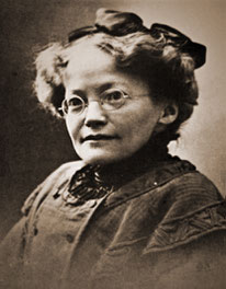 Anna Haller, erste Absolventin und 1899 erste Lehrerin an der Bieler Kunstgewerbeschule