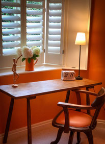 bedroom workspace table