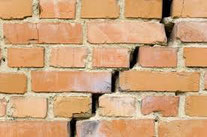 un mur lezarde