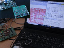 Lam Technologies LLC 光学設計・特殊電源設計写真
