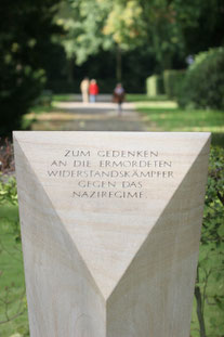 Foto: Initiative Nordbahnhof, https://orte-des-terrors.initiative-nordbahnhof-bochum.de/zentralfriedhof/