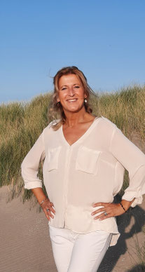 BABS - Marry Trouwborst - Trouwen waar je maar wilt! - trouwambtenaar/ceremoniespreker