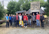 17 volontaires pour le montage 