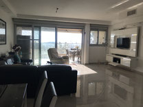 800Euros/semaine ou 6000sh/mois long terme