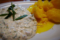 Frühlingskräuterquark mit Salzkartoffeln und Leinöl