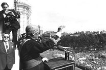 el dictador calificó en su última aparición en público, el 1 de octubre de 1975, de "conspiración masónica izquierdista"