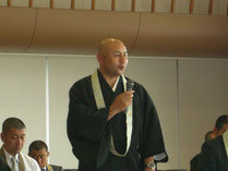前代表 綾小路乗俊氏