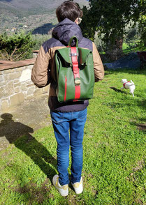 zaino in pelle verde