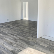 Carrelage imitation parquet pour une chambre d'enfant, une chambre de bébé, une suite parentale. Pose dans carrelage dans une maison neuve ou une rénovation de chambre design. Inspiration sol pour une chambre d'ado.