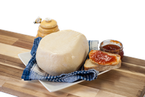 maremma pecorino pecora formaggio caseificio toscano toscana spadi follonica forma intera italiano origine latte italia nuovi sapori saporito talamello affinato fossa stagionato 