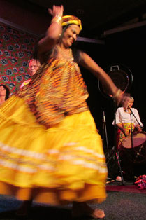 Dione Rodriguez tanzt Oxúm - Burghausen 2013