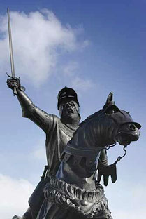 Owain Glyndwr Statue / courtesy of Photolibrary Wales