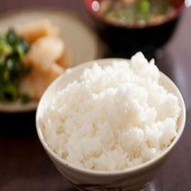 【国内産のお米を使用。ホックホクのご飯。おかわりもご自由にどうぞ。】
