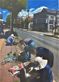 一関３区　コロナ禍の花壇整備