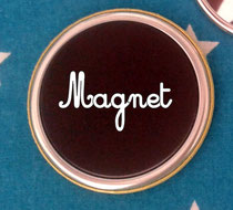 Badges magnets miroirs décapsuleurs