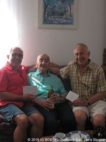 Foto: IG BCE Gladbeck-Süd; von Doris Skrabar; Glückwünsche zum 90 Geburtstag;Wolfgang, Lopold, Karl-Heinz