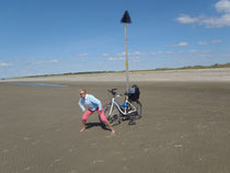 Weiter Himmel und Strand: Fanööööööööö