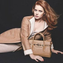 Amy Adams per Max Mara