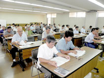 来年の開催日が決まった石垣島マラソン実行委員会=市役所