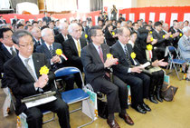 石垣市観光交流協会の創立50周年記念式典が行われた=29日、市商工会館