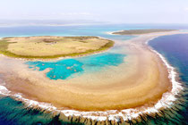 新城島のイノー(竹富町提供写真)
