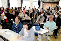 多くの市民が訪れたセミナー=19日午後、市商工会ホール
