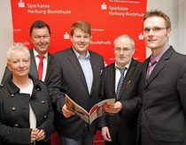 JU, Sparkasse und MIT machen die „12. Ausbildungsmesse“ möglich . Foto: Vasel