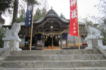 石見神社拝殿