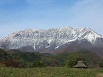 大山遠景