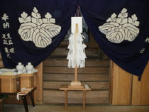 熊野神社拝殿内
