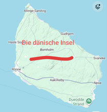 Das ist die kleine Insel Bornholm, die inmitten der Ostsee, zwischen Deutschland und Schweden liegt. Sie gehört zu Dänemark.