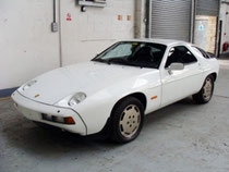 Porsche 928