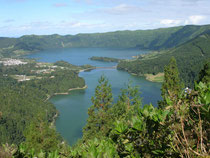 Kratersee auf den Azoren