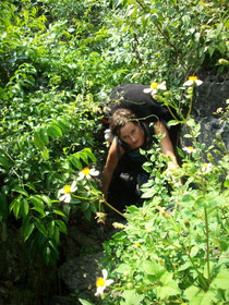 Marie Duval en trek sur Cat Ba