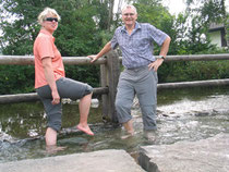 Kneippen im Kurpark von Fischen