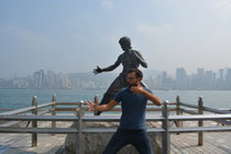 Bruce und ich hauen'se alle wech ... Wooiiiaaahh .. :-)