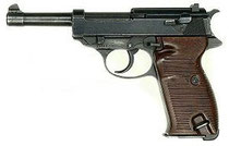 Walther P38, Standardpistole der Werhmacht 1945, public domain