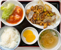 <鶏肉と銀杏の炒め定食>