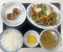 <鶏肉のピリ辛炒め定食>