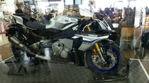 YZF-R1Mも展示中！