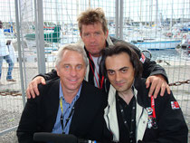 R.J.Thomson avec les champions Greg Lemond et V.Barteau sur le tournage du sitcom du Tour de France 2008.